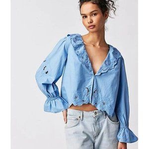 FREE PEOPLE Women's Maisie Cutwork Top Blouse Size S Light Blue Bell Sleeve
